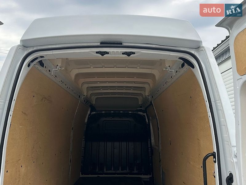 Грузовой фургон Renault Master 2022 в Ровно