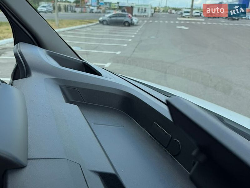 Грузовой фургон Renault Master 2022 в Луцке