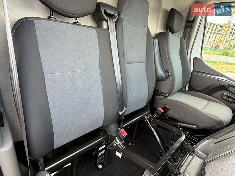 Грузовой фургон Renault Master 2022 в Луцке