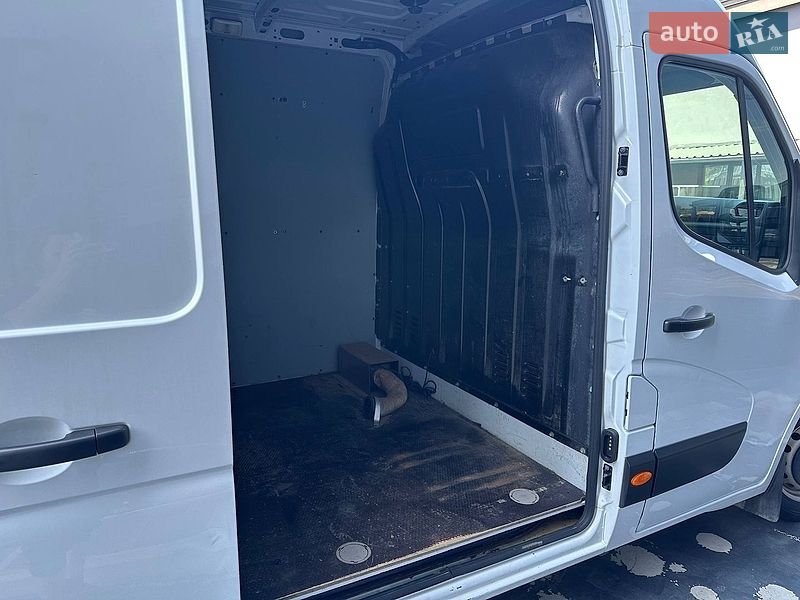 Вантажний фургон Renault Master 2020 в Києві