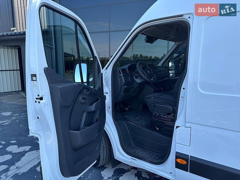 Вантажний фургон Renault Master 2020 в Києві