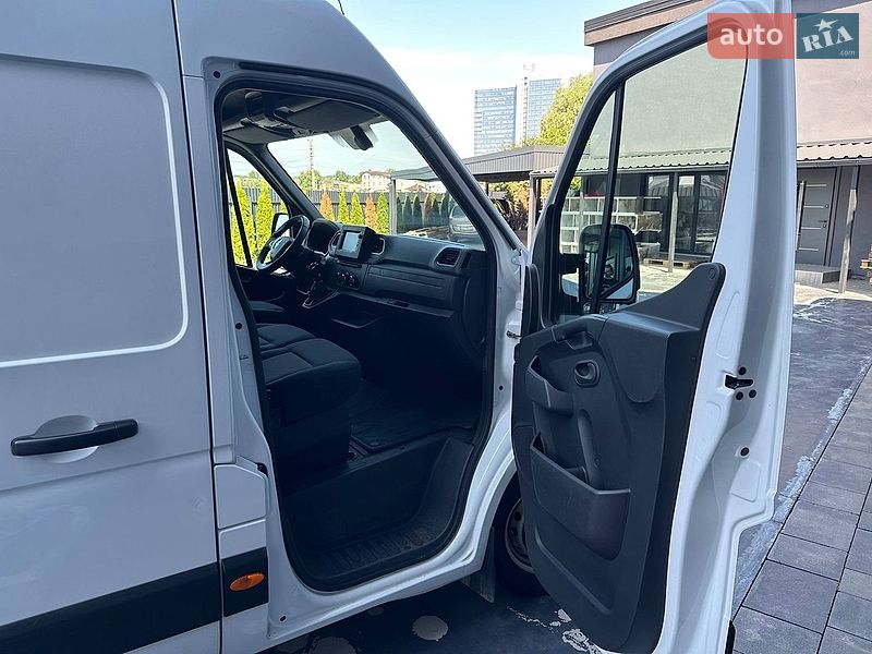 Вантажний фургон Renault Master 2020 в Києві