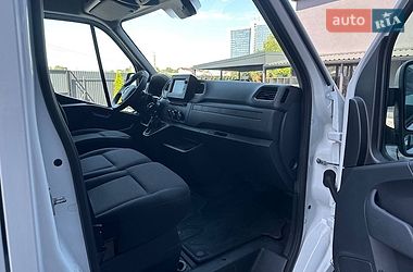 Вантажний фургон Renault Master 2020 в Києві