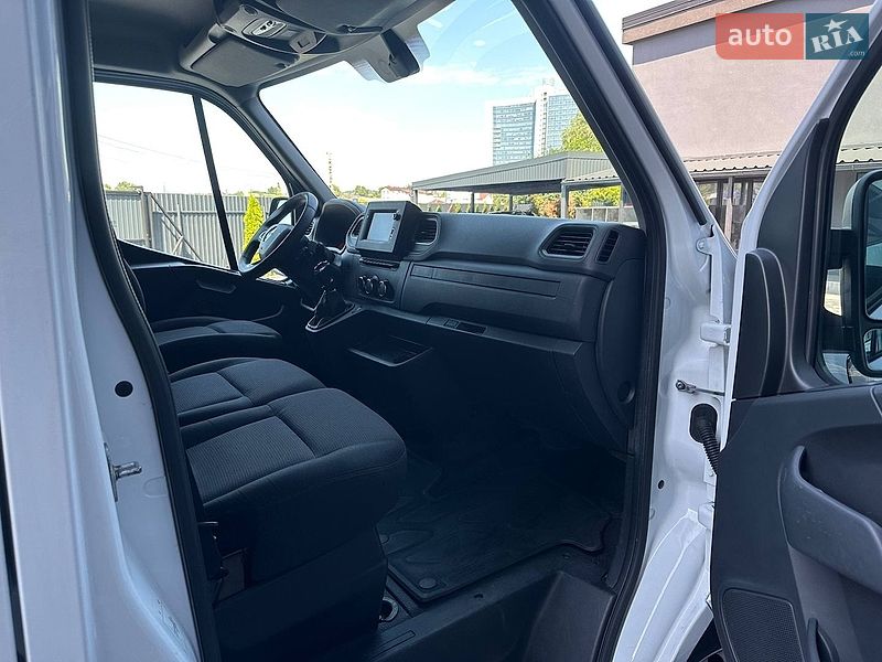Вантажний фургон Renault Master 2020 в Києві