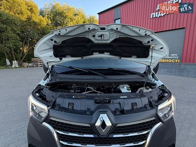 Вантажний фургон Renault Master 2021 в Луцьку