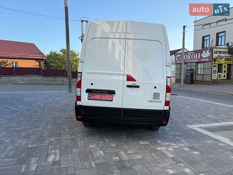 Вантажний фургон Renault Master 2023 в Дубні