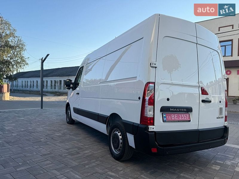 Вантажний фургон Renault Master 2023 в Дубні