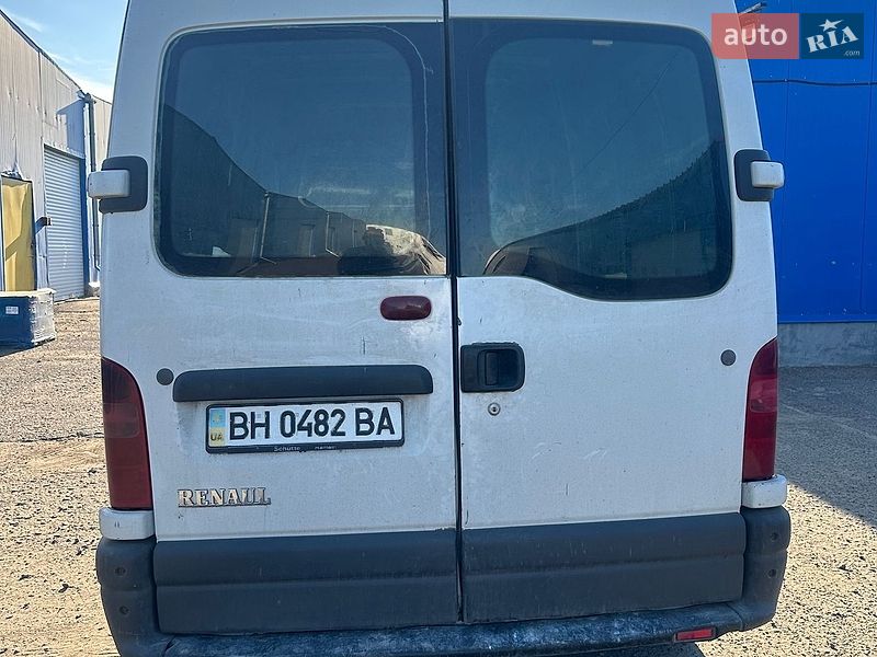 Минивэн Renault Master 2001 в Авангарде