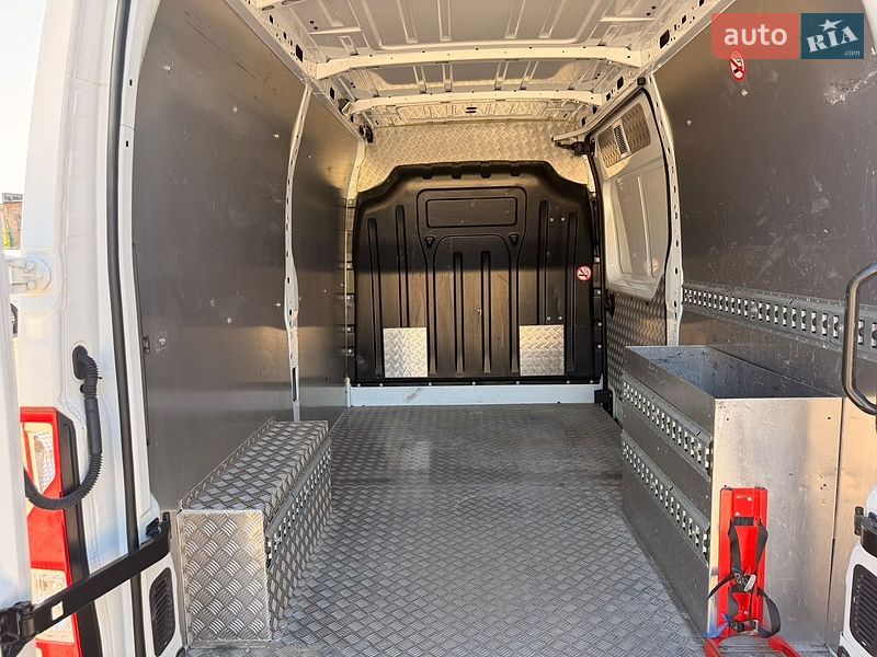 Вантажний фургон Renault Master 2021 в Києві