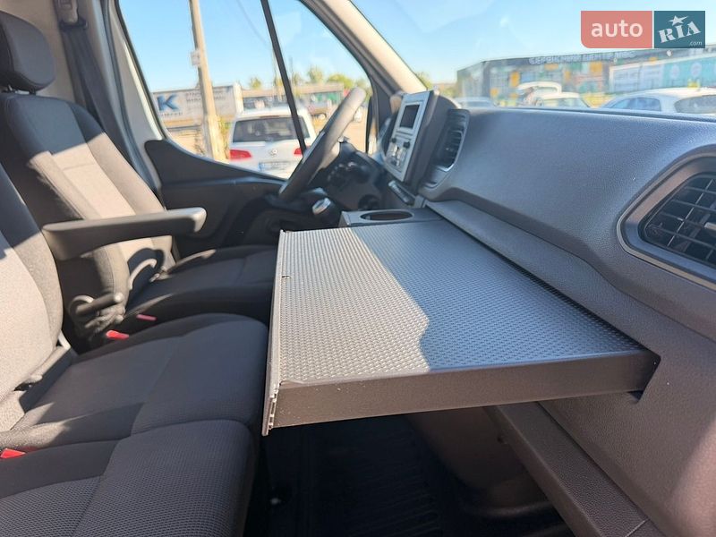 Вантажний фургон Renault Master 2021 в Києві