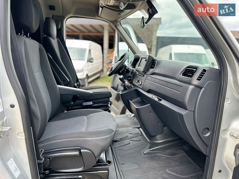Тентований Renault Master 2022 в Хусті