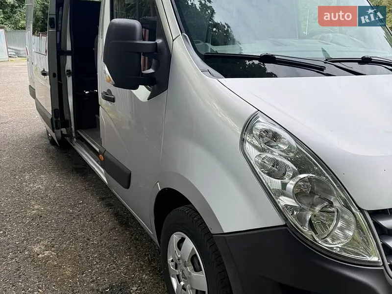 Renault Master 2012