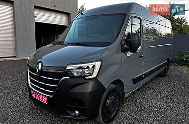 Вантажний фургон Renault Master 2022 в Бучі