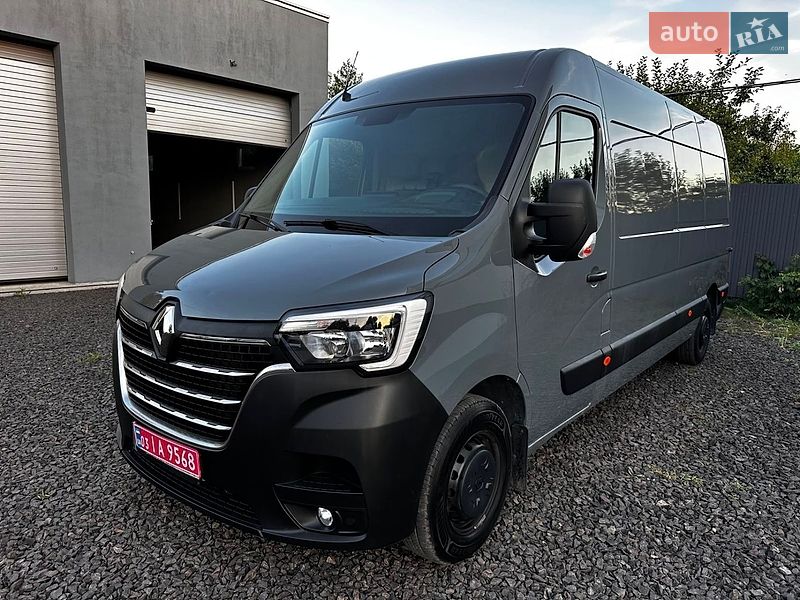 Вантажний фургон Renault Master 2022 в Бучі