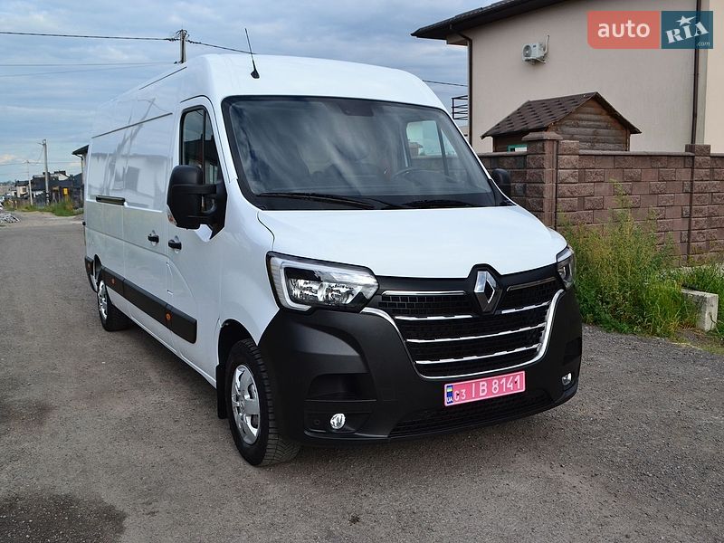 Грузовой фургон Renault Master 2022 в Ровно