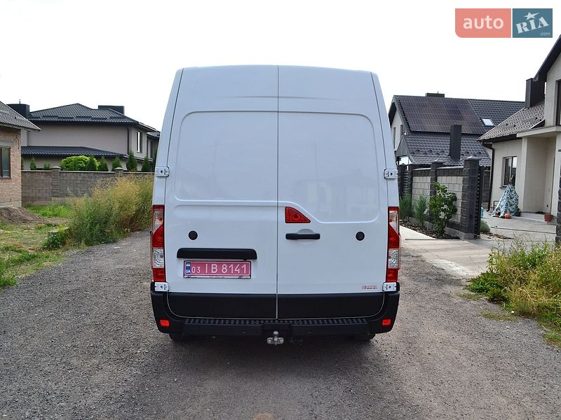 Грузовой фургон Renault Master 2022 в Ровно