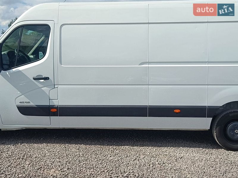 Вантажний фургон Renault Master 2015 в Бартатові
