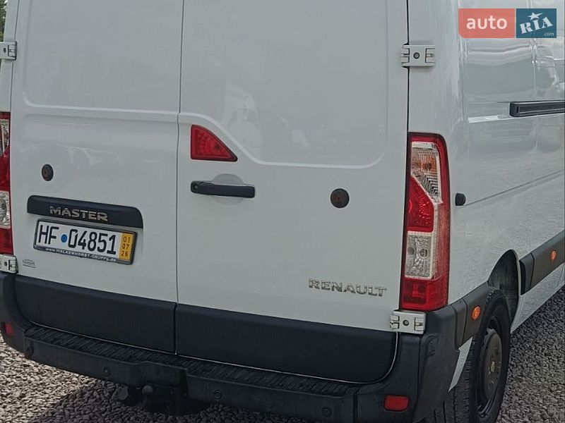 Вантажний фургон Renault Master 2015 в Бартатові