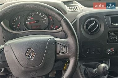 Вантажний фургон Renault Master 2015 в Бартатові