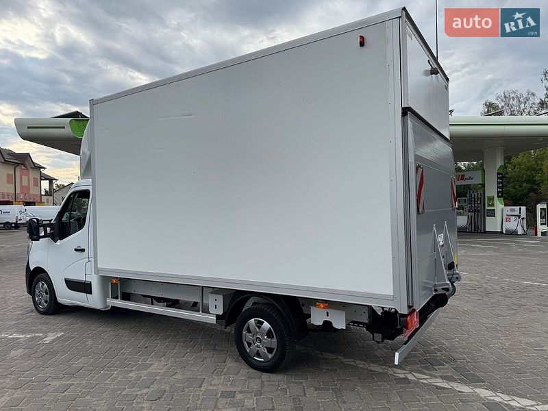 Вантажний фургон Renault Master 2021 в Дубні