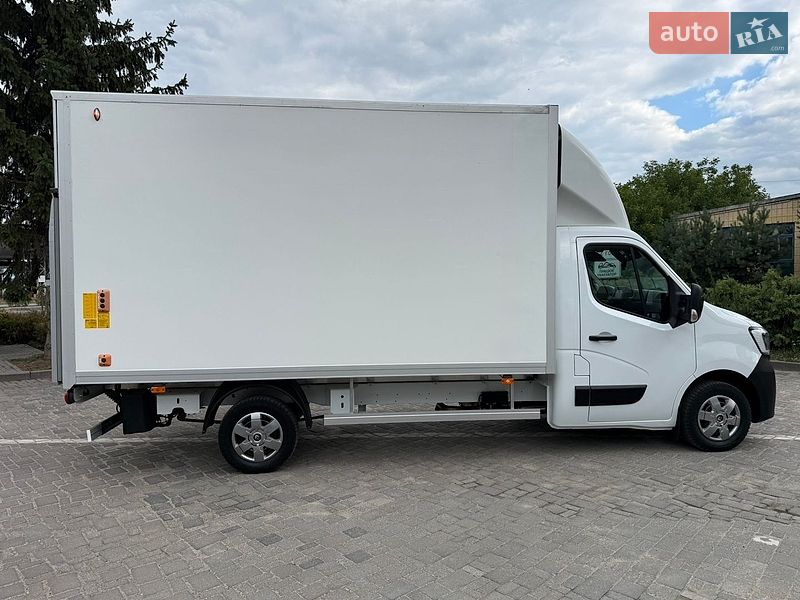 Вантажний фургон Renault Master 2021 в Дубні