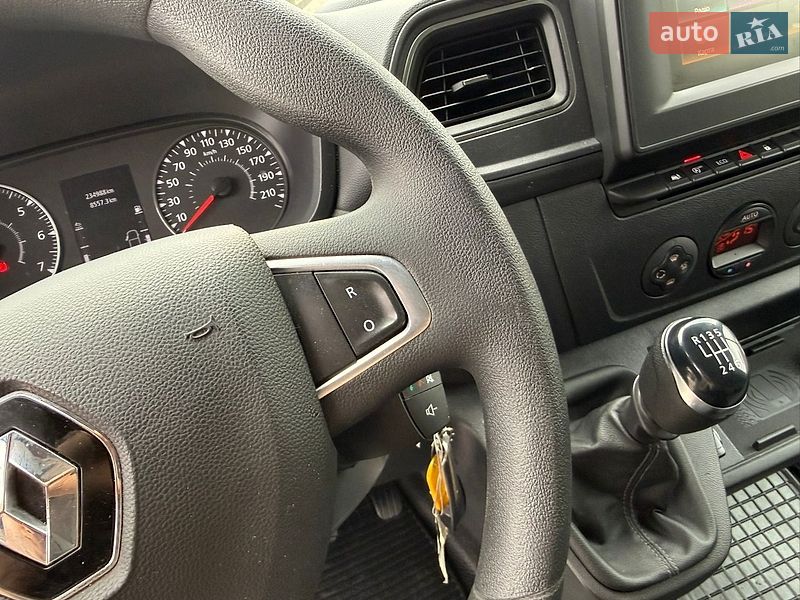 Вантажний фургон Renault Master 2021 в Дубні