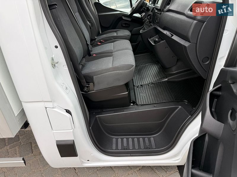 Вантажний фургон Renault Master 2021 в Дубні