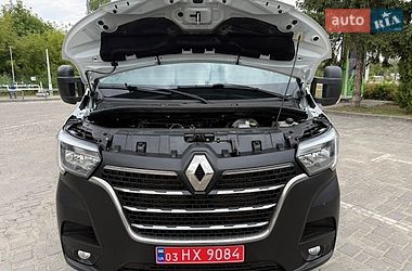 Вантажний фургон Renault Master 2021 в Дубні