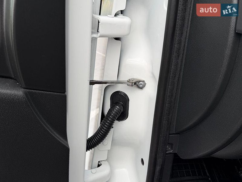 Борт Renault Master 2019 в Дубні
