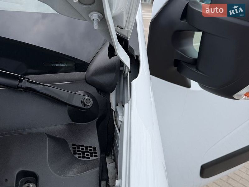 Борт Renault Master 2019 в Дубні