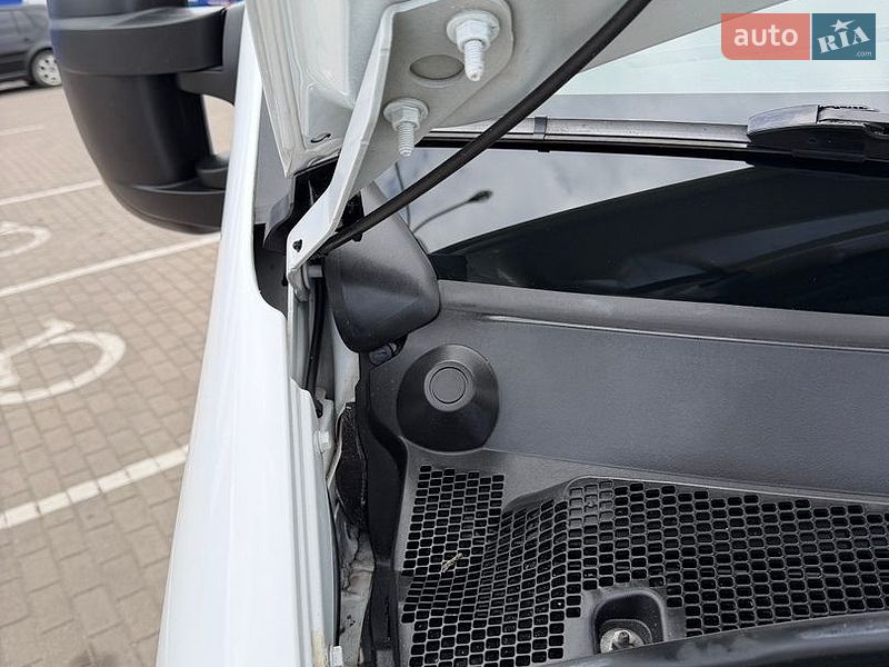 Борт Renault Master 2019 в Дубні