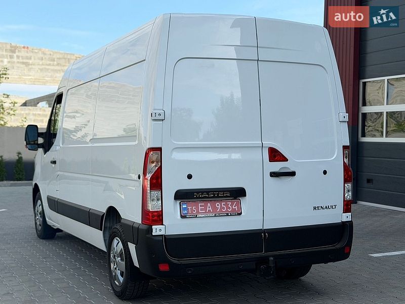 Грузовой фургон Renault Master 2021 в Дубно