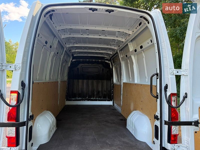 Грузовой фургон Renault Master 2022 в Рожище
