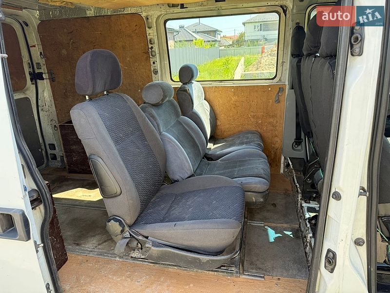 Вантажопасажирський фургон Renault Master 2008 в Києві