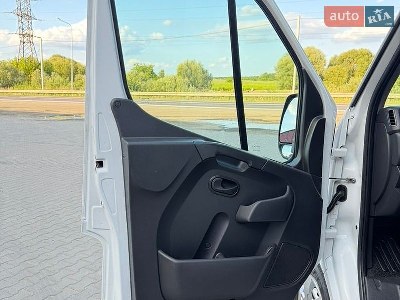Тентованый Renault Master 2021 в Луцке