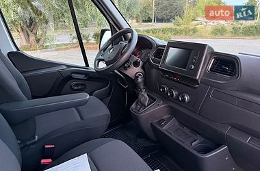 Вантажний фургон Renault Master 2022 в Луцьку