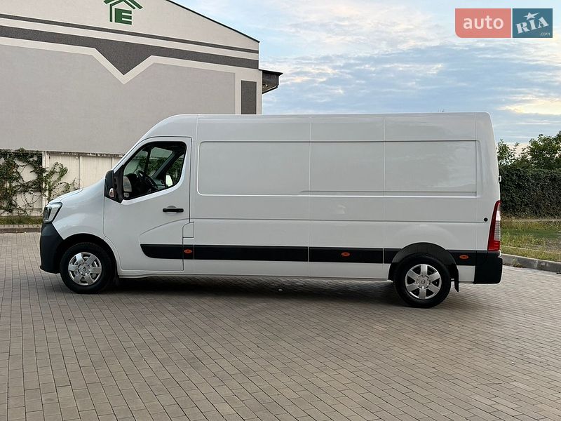Вантажний фургон Renault Master 2022 в Луцьку