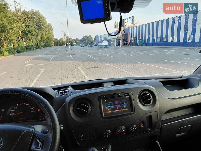 Грузовой фургон Renault Master 2018 в Ивано-Франковске