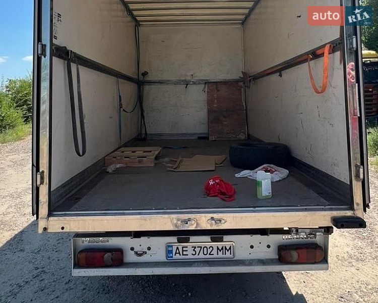 Вантажний фургон Renault Master 2013 в Кривому Розі