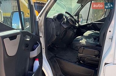 Вантажний фургон Renault Master 2013 в Кривому Розі