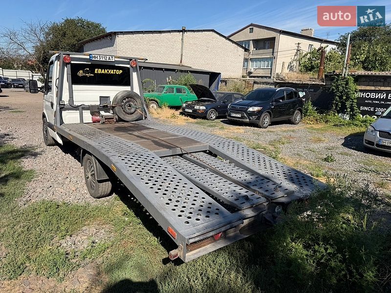 Евакуатор Renault Master 2005 в Одесі
