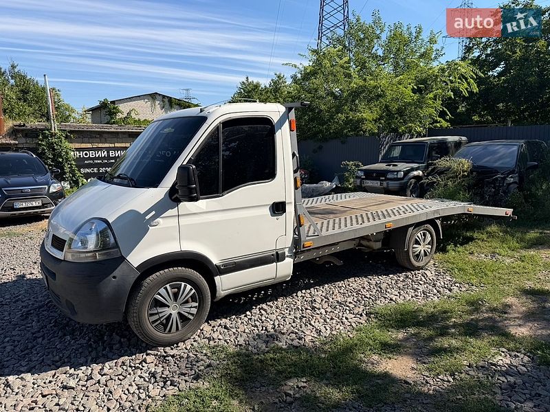 Евакуатор Renault Master 2005 в Одесі