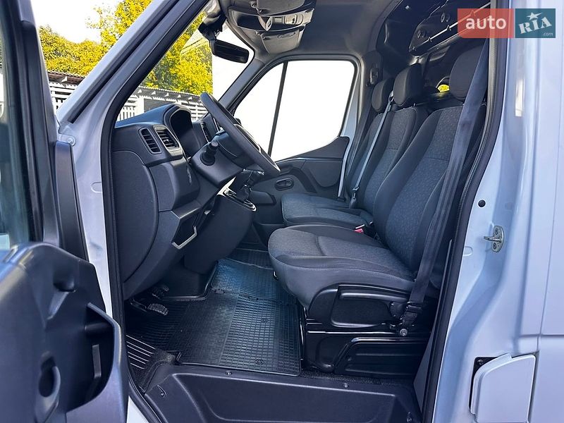 Вантажний фургон Renault Master 2022 в Києві