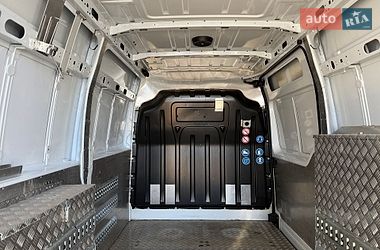 Вантажний фургон Renault Master 2022 в Одесі