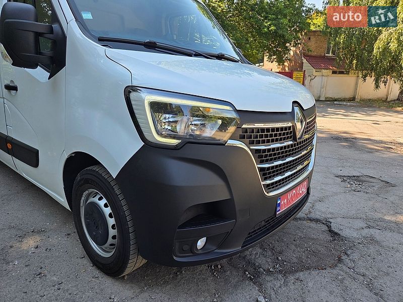 Вантажний фургон Renault Master 2021 в Дніпрі