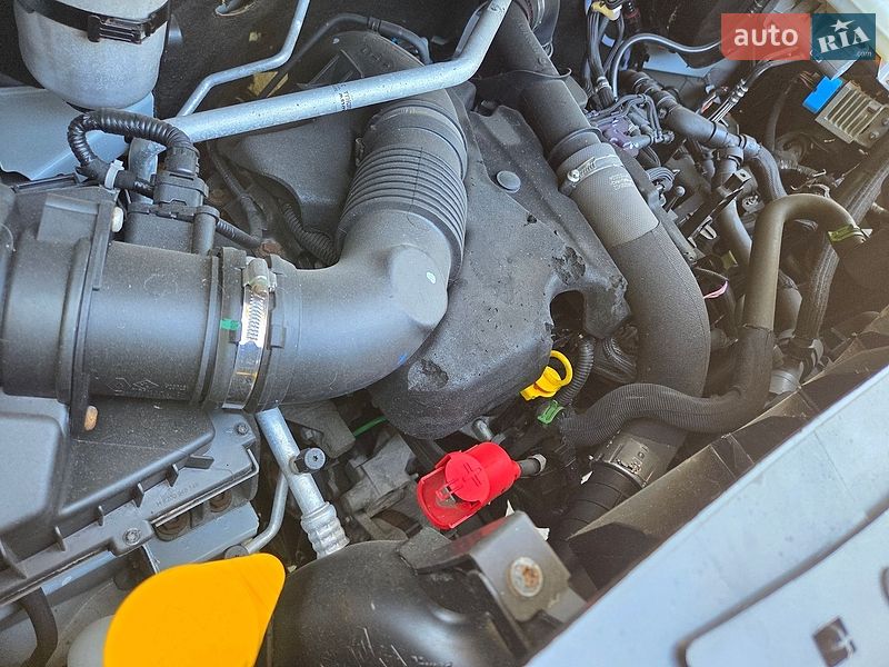 Вантажний фургон Renault Master 2021 в Дніпрі