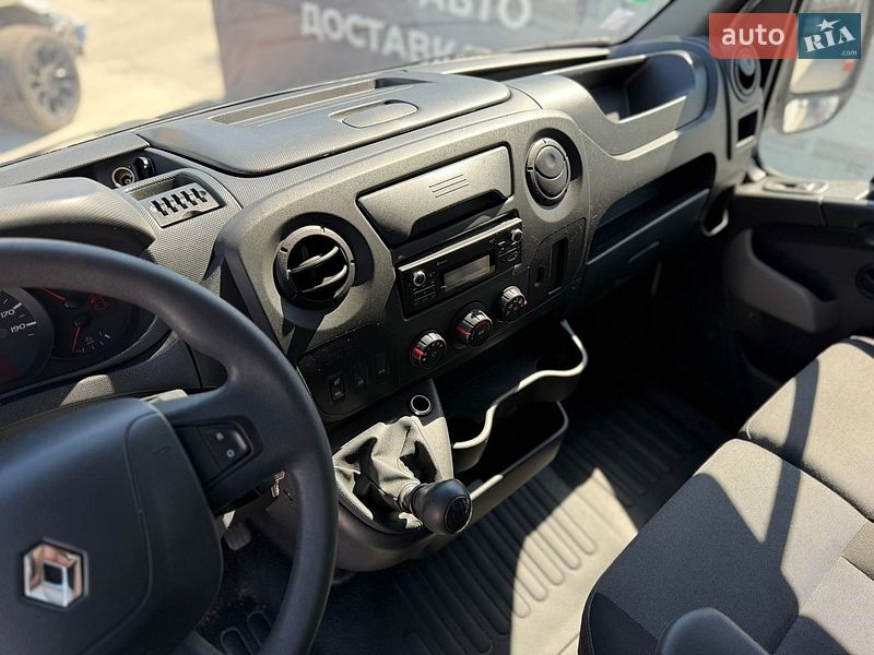 Грузовой фургон Renault Master 2018 в Львове