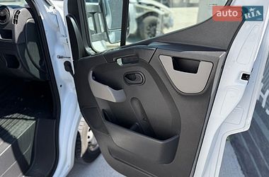 Вантажний фургон Renault Master 2018 в Львові