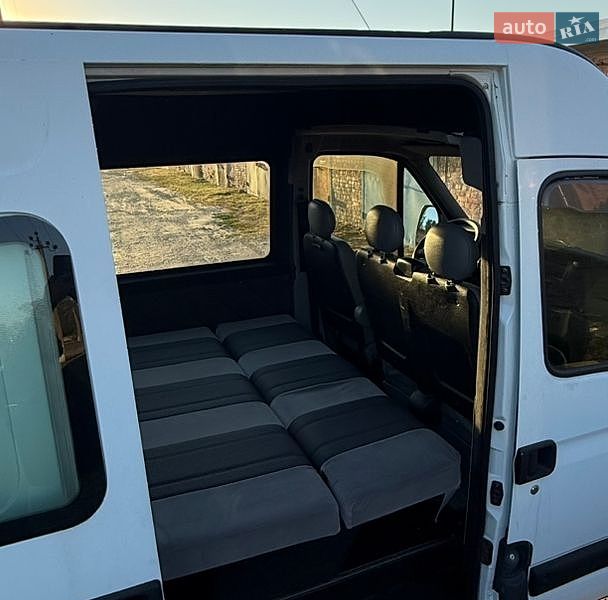 Мінівен Renault Master 2004 в Миргороді