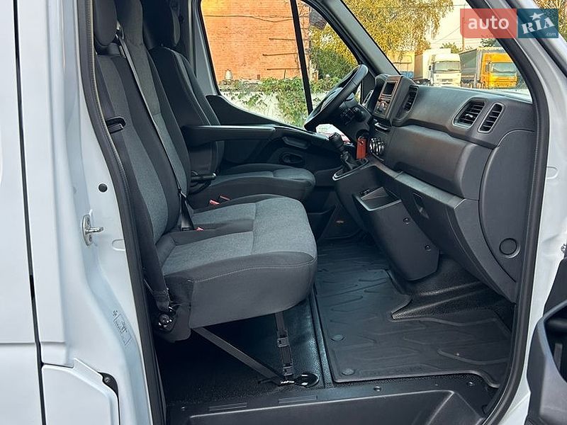 Грузовой фургон Renault Master 2022 в Нежине